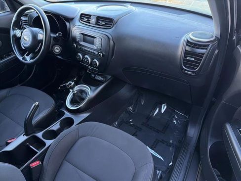 Used 2016 Kia Soul image 24