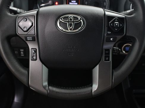 Used 2021 Toyota Tacoma TRD Off-Road AWD/4WD image 23