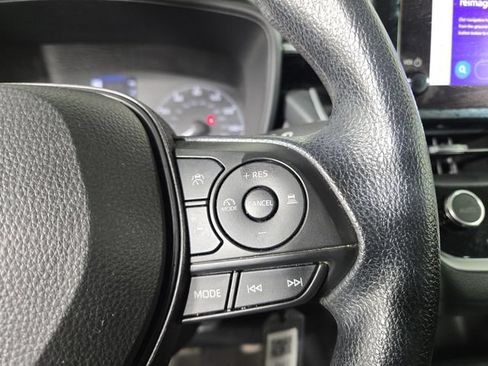 Used 2024 Toyota Corolla LE FWD image 23