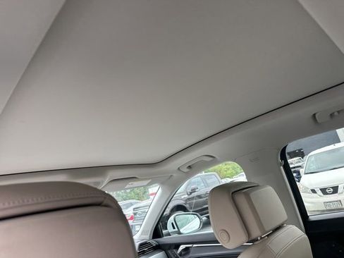 Used 2024 Audi Q3 2.0T Premium image 30