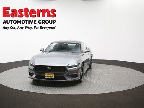 Used 2025 Ford Mustang Coupe RWD image 50