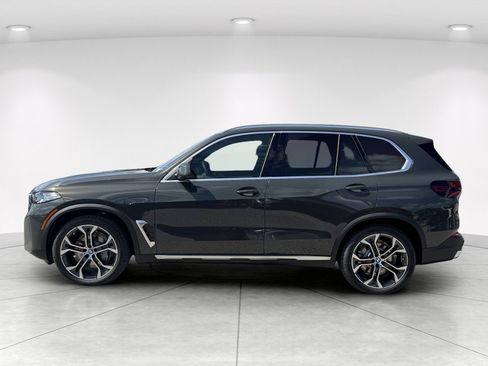 New 2026 BMW X5 xDrive50e w/ Executive Package AWD/4WD image 6