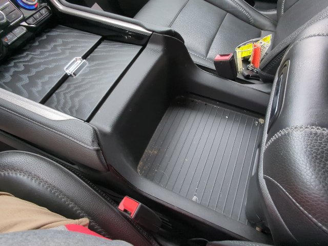 Used 2023 GMC Yukon XL Denali AWD/4WD image 19