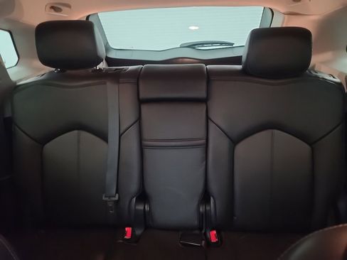 Used 2015 Cadillac SRX FWD image 26