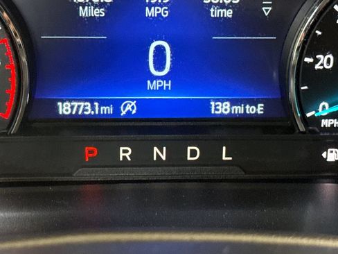 Used 2024 Ford Explorer XLT w/ Equipment Group 202A AWD/4WD image 26