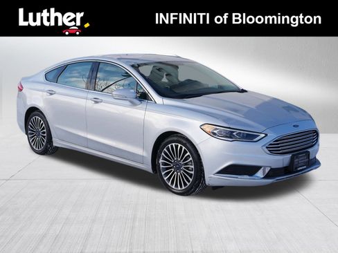 Used 2018 Ford Fusion SE w/ Fusion SE Technology Package image 1