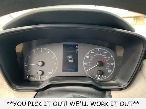 Used 2025 Toyota Corolla LE FWD image 14