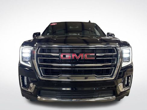 Used 2024 GMC Yukon XL SLT w/ SLT Luxury Package AWD/4WD image 9