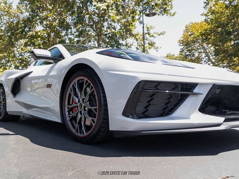 Used 2023 Chevrolet Corvette Stingray Premium Cpe w/ Z51 Performance Package image 50