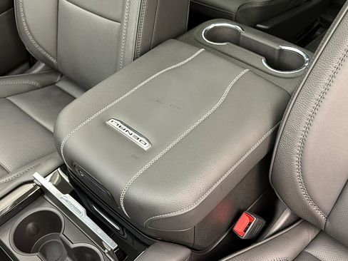 Used 2026 GMC Yukon Denali w/ Sun & Power Step Package image 23