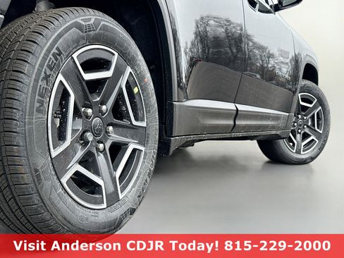 New 2026 Jeep Cherokee Laredo image 13