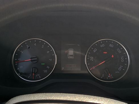 Used 2019 Toyota RAV4 XLE image 22