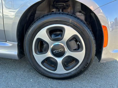 Used 2018 FIAT 500 e image 52