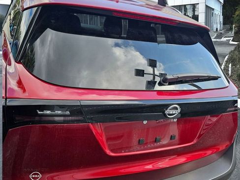 Certified 2025 Nissan Kicks SV w/ SV Premium Package image 1