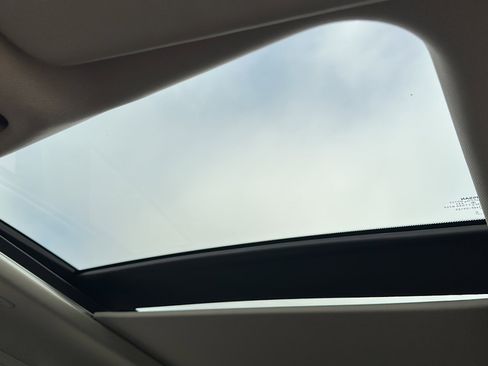 Used 2023 Nissan Rogue SV w/ SV Premium B Package image 36