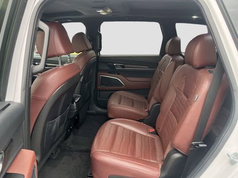 Used 2023 Kia Telluride SX Prestige AWD/4WD image 26