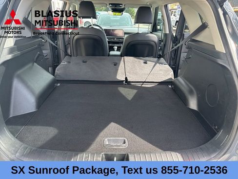 Used 2024 Kia Seltos SX w/ SX Sunroof Package AWD/4WD image 16