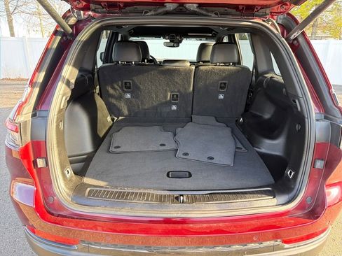 Used 2023 Jeep Grand Cherokee Altitude image 16