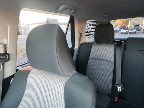 Used 2018 Toyota 4Runner SR5 image 22