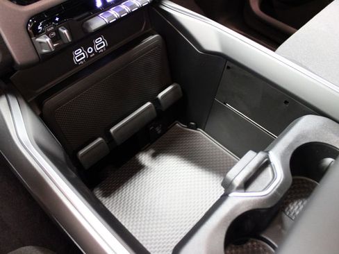 New 2026 RAM 1500 Big Horn w/ Night Edition image 20