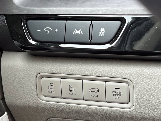 Certified 2024 Kia Carnival SX FWD image 34