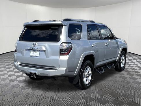 Used 2021 Toyota 4Runner SR5 Premium w/ Moonroof Package AWD/4WD image 6