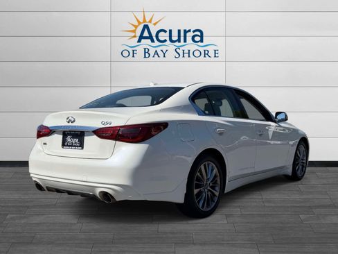 Used 2019 INFINITI Q50 Luxe w/ Essential Package (3.0T Luxe) AWD/4WD image 6