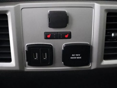 Used 2017 Ford F150 Lariat w/ Equipment Group 502A Luxury AWD/4WD image 50