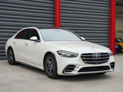 Used 2023 Mercedes-Benz S 580 4MATIC Sedan image 6