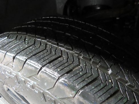 Used 2024 Ford F150 Lariat w/ Equipment Group 502A High image 7