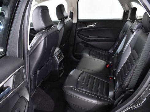Used 2022 Ford Edge SEL w/ Convenience Package image 16