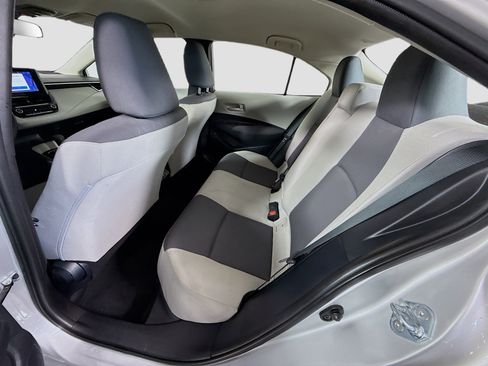 Used 2025 Toyota Corolla LE image 24