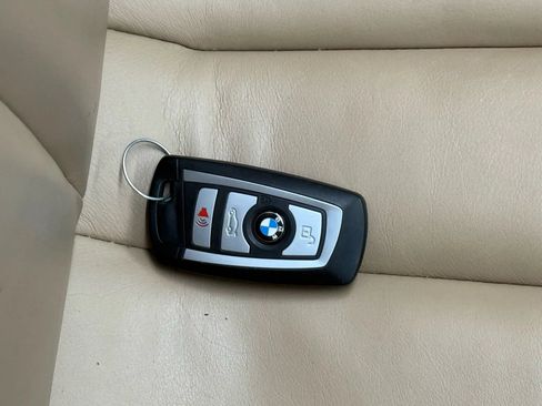 Used 2016 BMW M4 Convertible RWD image 45