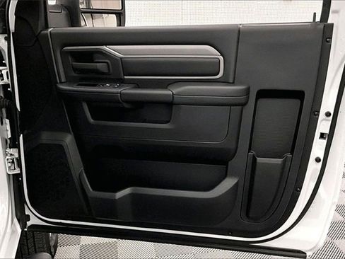 Used 2024 RAM 3500 Tradesman image 18