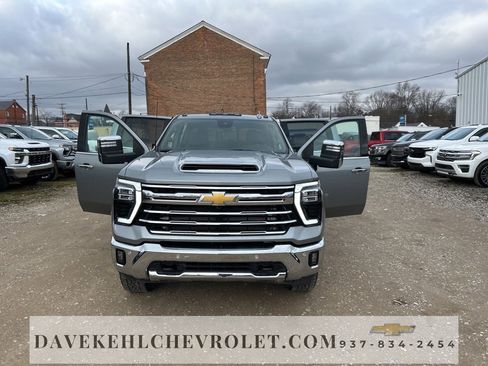 Used 2025 Chevrolet Silverado 3500 LTZ w/ LTZ Plus Package image 39