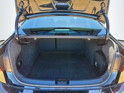 Used 2025 Volkswagen Jetta SE FWD image 26