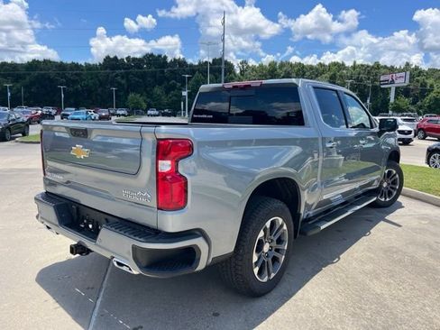 New 2026 Chevrolet Silverado 1500 High Country w/ Technology Package AWD/4WD image 12