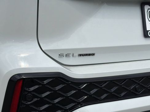 New 2026 Volkswagen Tiguan SEL R-Line AWD/4WD image 6