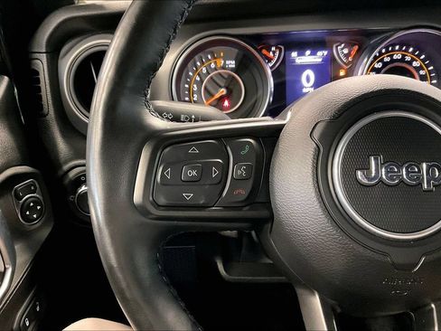 Used 2022 Jeep Wrangler Unlimited Sport AWD/4WD image 12