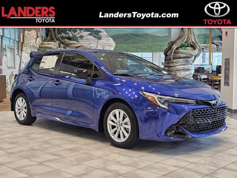 New 2026 Toyota Corolla SE image 1