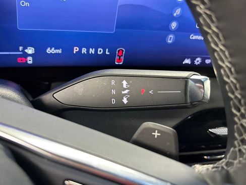 Certified 2025 Buick Enclave Preferred image 32