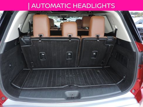 Used 2023 Nissan Pathfinder Platinum w/ Black Appearance Package FWD image 13