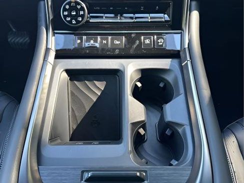 New 2026 Nissan Armada PRO-4X w/ Captain's Chari Seat Package AWD/4WD image 11