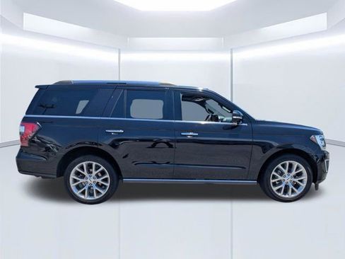 Used 2019 Ford Expedition Limited w/ Equipment Group 302A RWD image 3