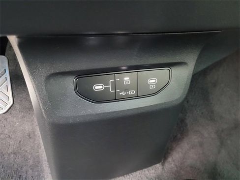 Used 2025 Kia EV6 GT-Line image 14
