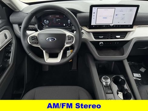 New 2026 Ford Explorer Active RWD image 4