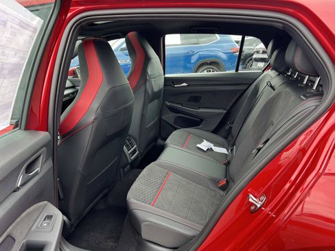 New 2026 Volkswagen GTI SE FWD image 23
