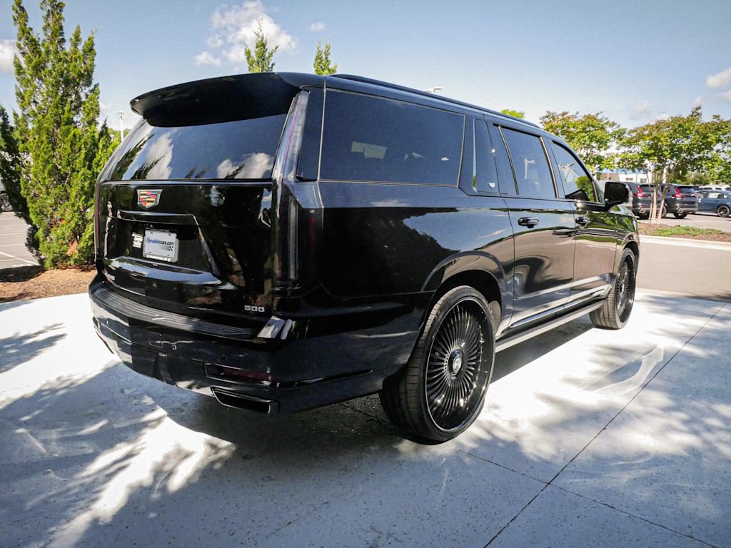 Used 2025 Cadillac Escalade ESV Sport w/ Touring Package AWD/4WD image 10