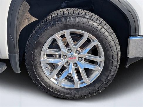 Used 2021 GMC Sierra 1500 SLT w/ SLT Premium Package image 9