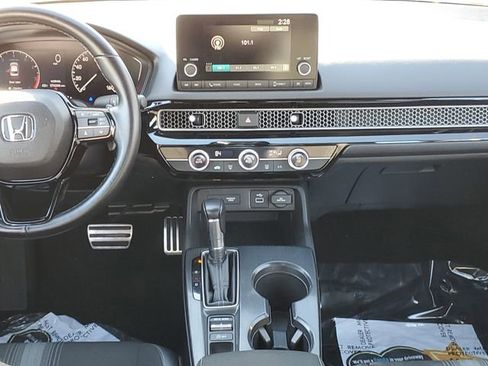 Used 2022 Honda Civic Sport image 28
